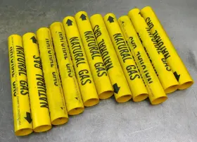 41625 Brady Snap-on Pipe Marker Size B O.d 1-1/2 Inch Thru 2-3/8 Natural Gas Lot Of 11