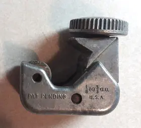 3722 Chicago Tool Vintage Mfg Model Mini Tube Cutter 1/8 Inch -5/8 Usa
