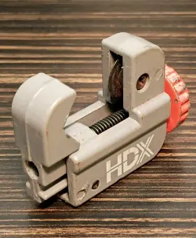 2410 Hdx Mini Tube Cutter Easy Grip Cuts 1/8 Inch -5/8 Size Pipes