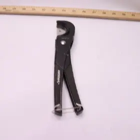 1000003915 Husky Flexible Tube Cutter - Used