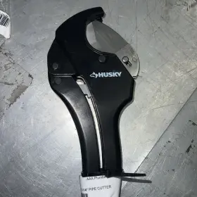 16pl0101-1 Husky 1-1/4 Inch Pvc Cpvc Pp Pex And Pe Piping Ratcheting Cutter With Quick