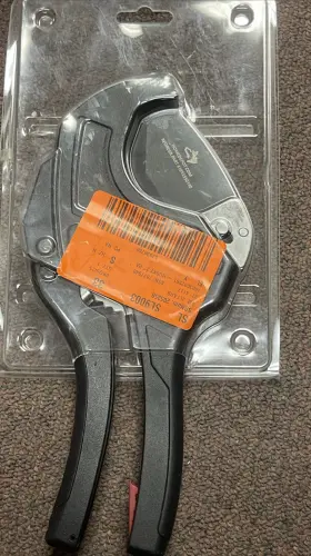 Item-1000 Husky 91518 2 Inch Ratcheting Pvc Cutter