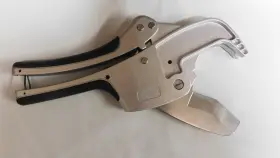 Industro 879084009908 Large Ratcheting Pvc Pipe Cutter