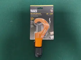 50061 Klein Tools 1/8 Inch -1-5/8 Professional Tubing Cutter