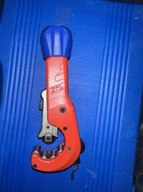 903102 Knipex Tubix Pipe Cutter 90 31 02 Sba1/4. To 1 3/8. 6-35 Mm