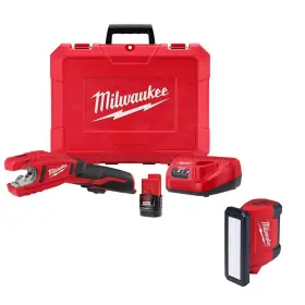2471-21-2367-20 Milwaukee M12 12v Lithium-ion Cordless Copper Tubing Cutter Kit With 1.5 Ah Battery Charger