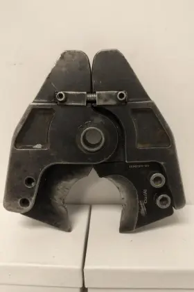 48-44-0411 Milwaukee Tools Cutting Jaw P08029862
