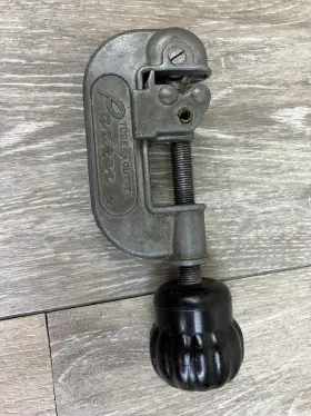 216b Parker Tube Cutter 1/8 Inch To 1 Model Vintage Pipe Usa