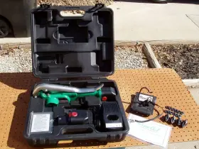 Pec-4000 Pipe Cat Cutting Tool Pce 4000 Charger 2 Batteries Case Conduit Sst Nice Cond