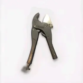62588 Pittsburgh Finger Release Ratcheting Pvc Pipe Cutter 1-5/8 Inch 42mm