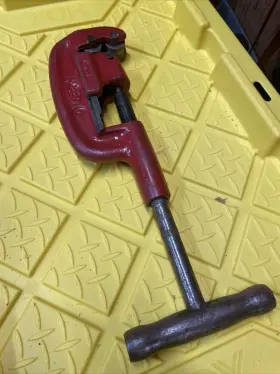 75069 Reed Manufacturing Mfg Co 2-1 Pipe Cutter Cuts 1/2-2 Inch Pipe. Made In Usa