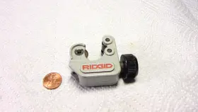 Ridgid 043979090405 Tool 1/4 Inch To 1-1/8 Model 101 Close Quarters Tubing Pipe Cutter