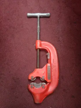 32880 Ridgid Tools 44-s 4-wheel Heavy Duty Pipe Cutter 2-1/2 Inch -4