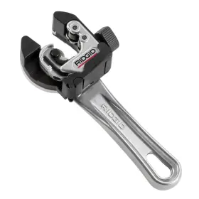 Ridgid 445002014083 Pipe Ratcheting Cutter 1/4 Inch -1-1/8 Close Quarters Autofeed Plumbing Tools