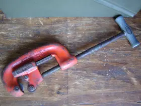 No.1-2 Ridgid No. 1-2 Pipe Cutter 1/8 Inch - 2 Heavy Duty Plumber Roller Wrench Thread Tool