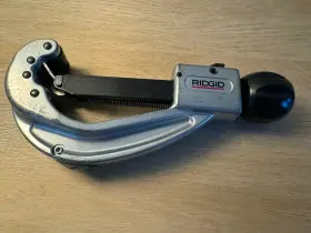No-152 Ridgid No. 152 Pipe Tubing Cutter 1/4 Inch To 2-5/8