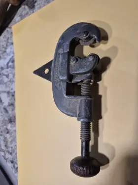 No00 Ridgid No. 00 Screw Feed Pipe Cutter 1/8 To 1 In Mpn Cutting Tool