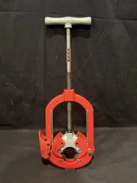Ridgid Tool Company 095691731623 Model 424 Hinged Pipe Cutter For Steel - 2 Inch -4 Capacity Ridgid Tool Company 095691731623 Model 424 Hinged Pipe Cutter For Steel - 2 Inch -4 Capacity