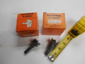 Vermont American Corp. Edp#42232 Magna Plumbit 2 1-1/8 Hole Cutter For 3/4 Inch Pipe And Extender