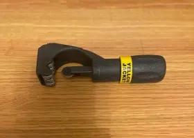 60102 Yellow Jacket Premium Tubing Cutter Cutting Capacity 1/4 Inch To 1-5/8