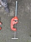 Ridgid 32880 Model 44-S Heavy-duty 4-WHEEL Pipe Cutter, 2-1/2" 4" Capacity Used. Price: $300.00.